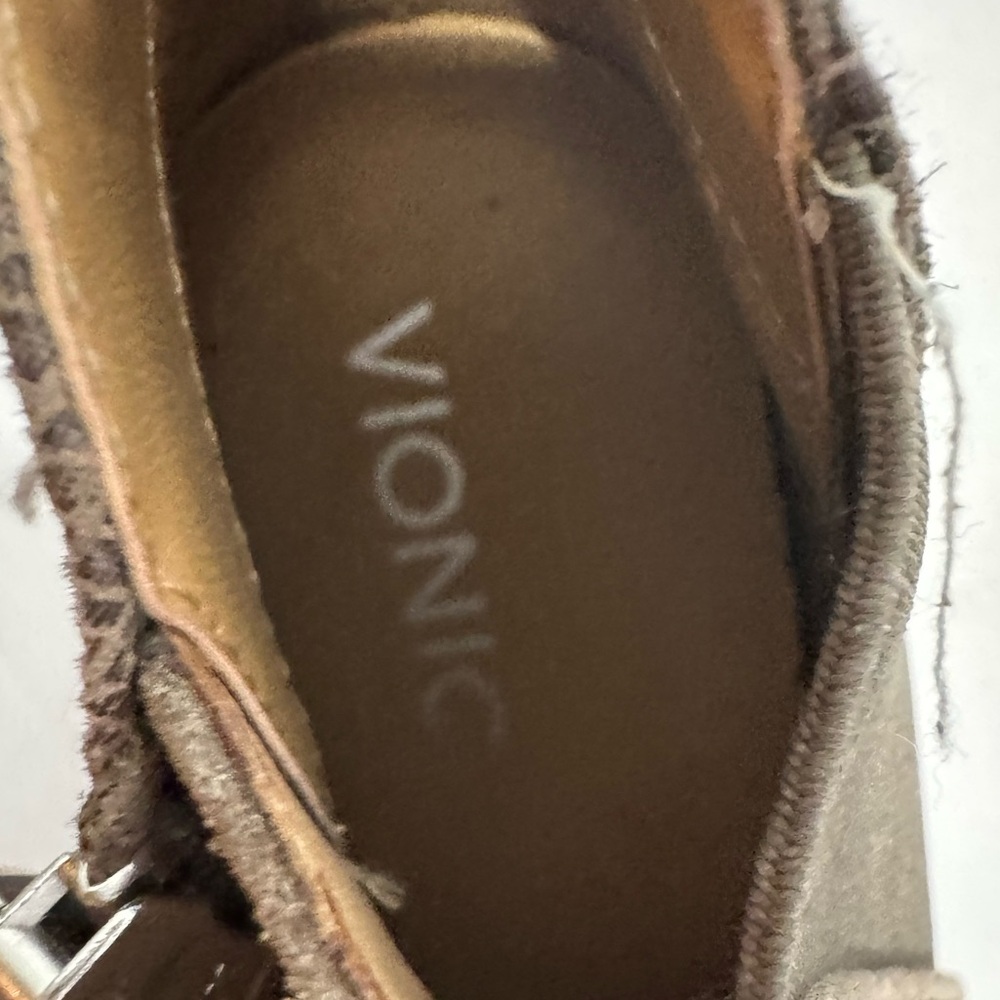 Vionic Women’s Anne Upright Booties Ankle Boots Women's Comfort. Size 9 - Picture 9 of 10
